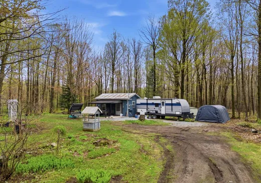 Terrain à vendre - 255 Route 116, Acton Vale, J0H 1A0