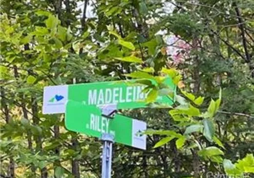 Land for sale - Rue Madelein Rue Madeleine, St-Etienne-De-Bolton, J0E2E0