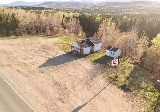 Terrain à vendre - 792 Boul. 138, St-Tite-Des-Caps, G0A4J0