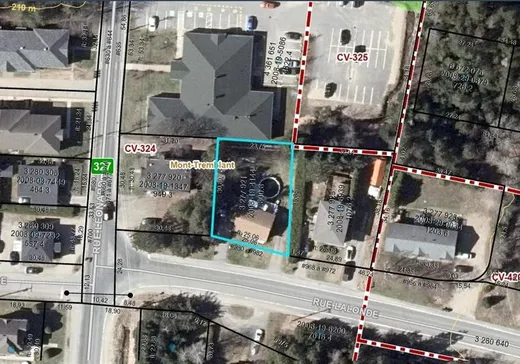Terrain à vendre - 980 Rue Lalonde, Mont-Tremblant, J8E 3K4