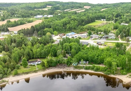 Terrain à vendre - 1710 Rue Principale, Pohénégamook, G0L 1J0