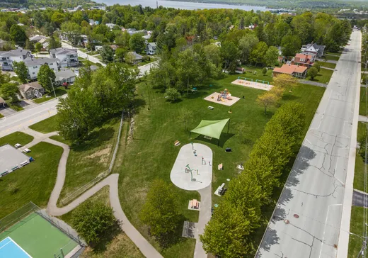 Land for Sale - Rue Bowen Rue Bowen, Magog, J1X 1C4