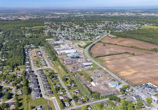 Land for Sale - 1900 Boul. de l'Université, Drummondville, J2C 5S8