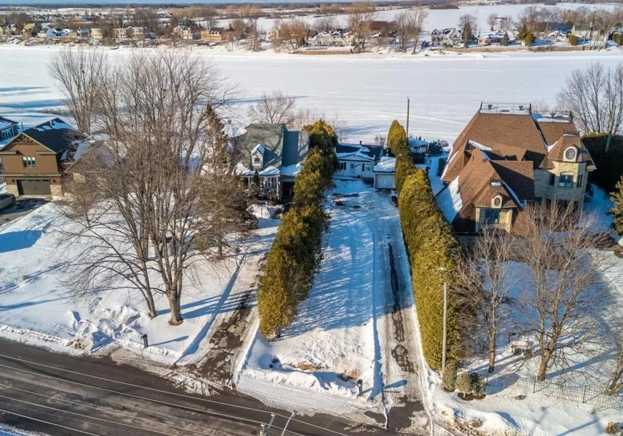 10355AZ Boul. des Mille-Îles — photo 1