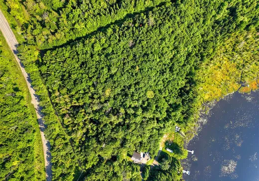 Land for Sale -  Rue du Lac-Campbell, Sainte-Marguerite-du-Lac-Masson, J0T 1L0