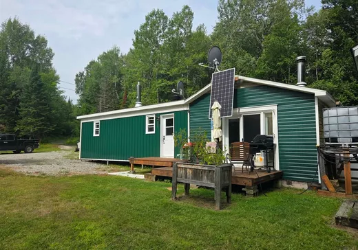 Land for Sale - 971 Rue Principale, Kingsbury, J0B 1X0