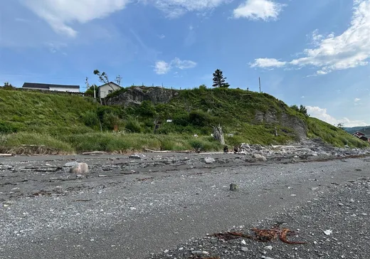 Land for Sale - 201 Rue de la Mer, Les Mechins, G0J 1T0