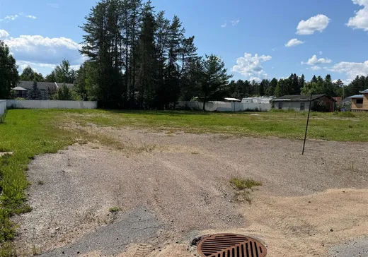 Terrain à vendre - 3885 Boul. Ducharme, La Tuque, G9X 4T8