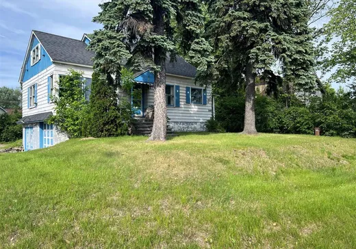 Land for Sale - 240 Boul. Labelle, Rosemère, J7A 2H4