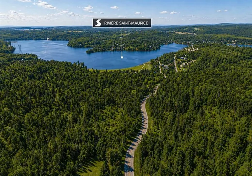 Terrain à vendre -  90e Rue, Grandes-Piles, G0X 1H0
