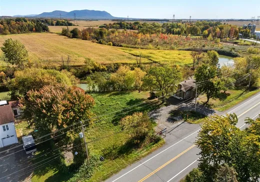 Land for Sale - 182 Rue Richelieu, St-Marc-sur-Richelieu, J0L 2E0
