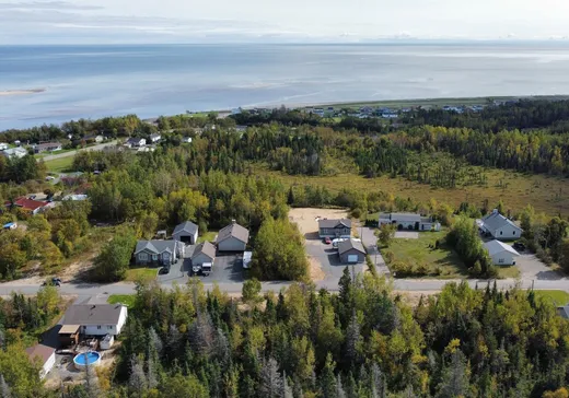 Terrain à vendre - 427 Rue Montigny, Sept-Îles, G0G1L0