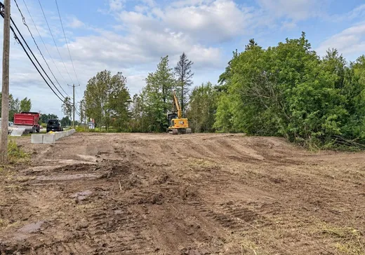 Land for Sale - 1565 Rue Principale, Granby, J2J 0S5