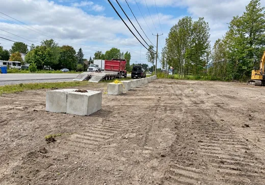 Land for Sale - 1565 Rue Principale, Granby, J2J 0S5