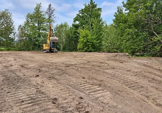 Land for Sale - 1565 Rue Principale, Granby, J2J 0S5