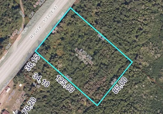 Land for Sale -  Route 132 E., Grosses-Roches, G0J 1K0