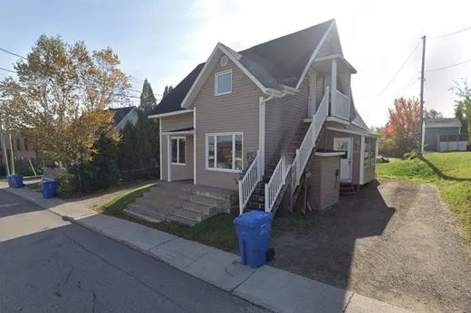 Triplex à vendre - 599-603 Ch. de la Réserve, Chicoutimi-Jonquière, G7J 3P1