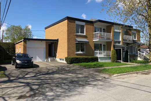 5-Plex à vendre - 2084-2090 Rue Bernard, Saint-Hyacinthe, J2T 1G5