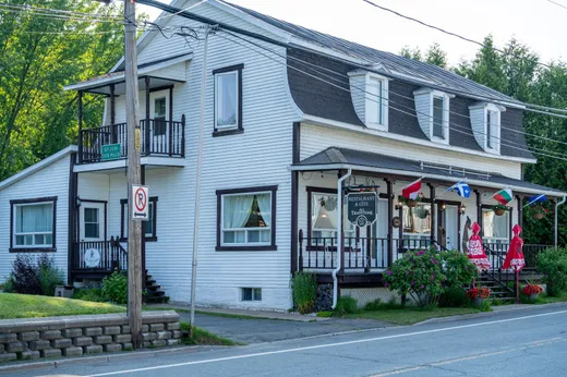 5-Plex à vendre - 1515 Ch. de St-Jean-des-Piles, Shawinigan, G0X2V0