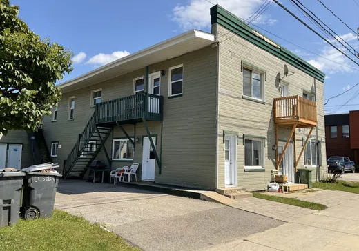 5-Plex for Sale - 760-772 Rue l'Annonciation N., Rivière-Rouge, J0T 1T0