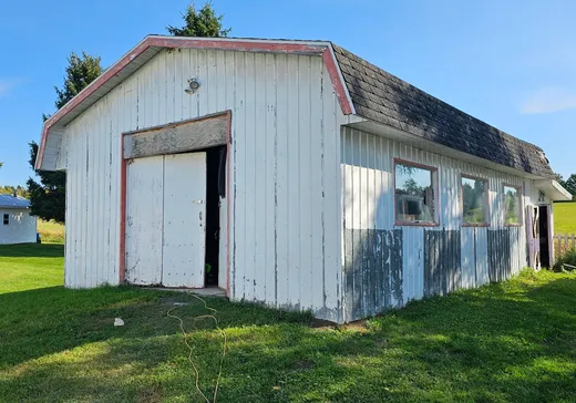 Duplex à vendre - 134-134A Rue Principale, Saint-Honoré-de-Témiscouata, G0L 3K0