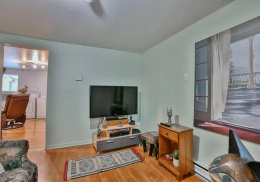 Triplex à vendre - 8 - 12 Rue St-Alexandre, Saint-Jérôme, J7Z 2T3