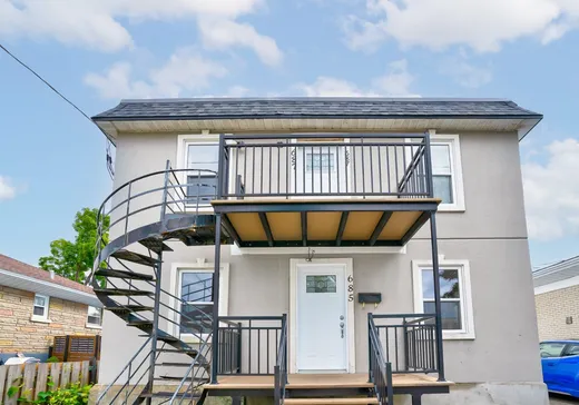 Duplex à vendre - 685 - 687 75e Avenue, Chomedey, H7V 2Y4