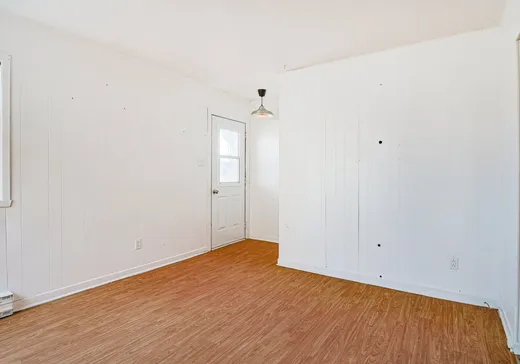 Triplex à vendre - 282 - 286 Rue Victoria, Farnham, J2N 1S2