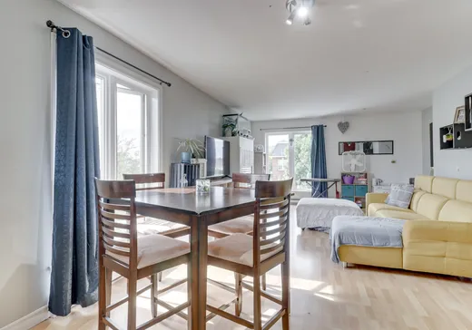 Triplex à vendre - 186 - 190 Rue Louise, L'Épiphanie, J5X 3A3