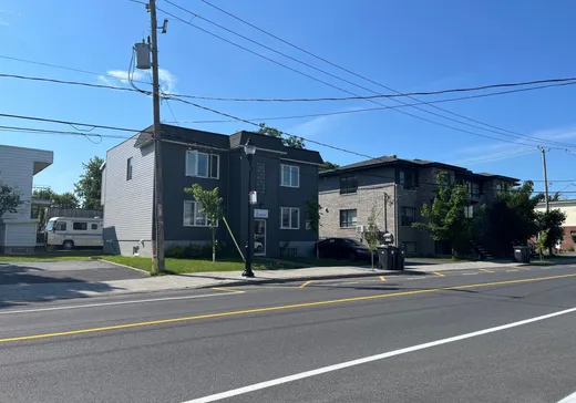 4-Plex à vendre - 2062 - 2068 Boul. Édouard, St-Hubert, J4T2A1