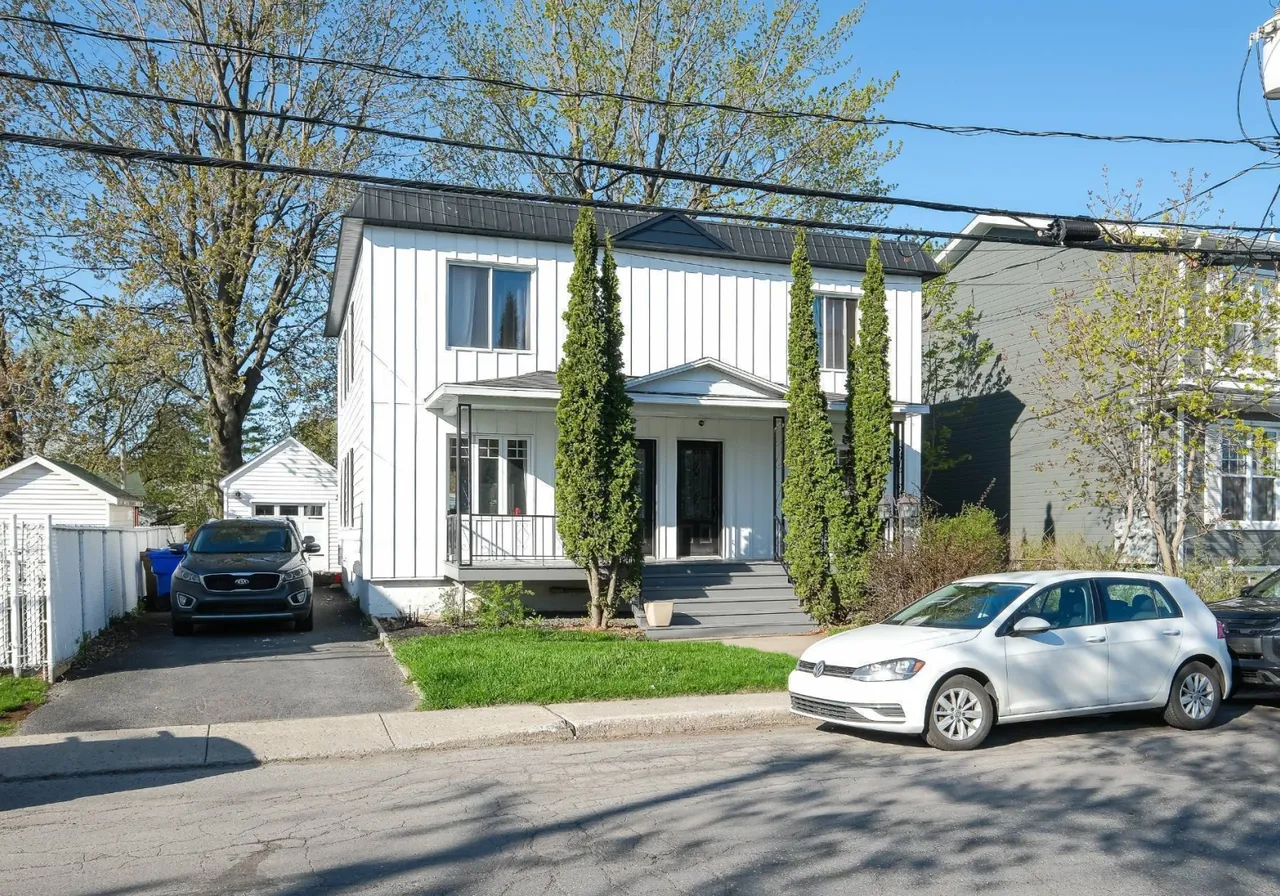 Duplex à vendre - 67 - 69 Rue D'Youville, Varennes, J3X 1R1