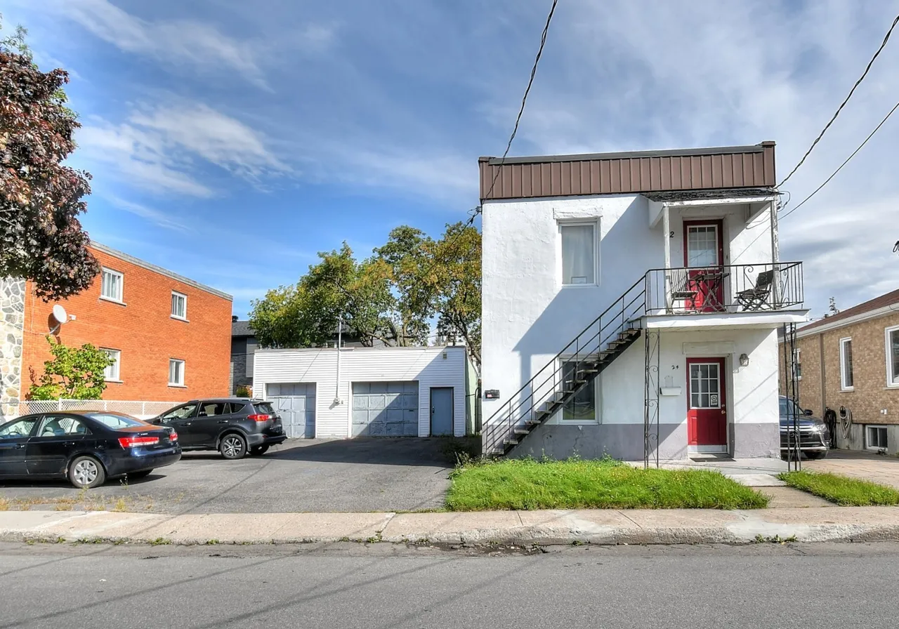 Duplex à vendre - 24 - 26 Rue Rougemont, Longueuil, J4J 2B3