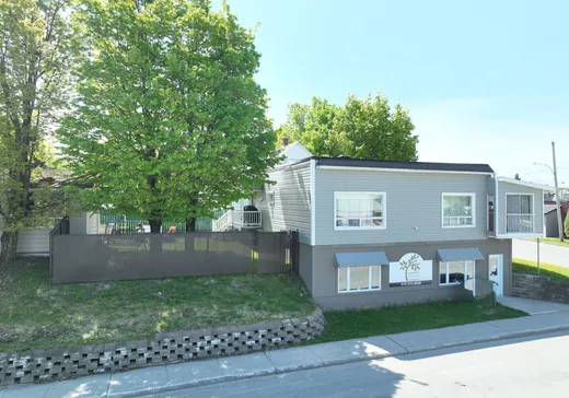 Duplex à vendre - 58Z Rue Simoneau, Thetford Mines, G6G1S3