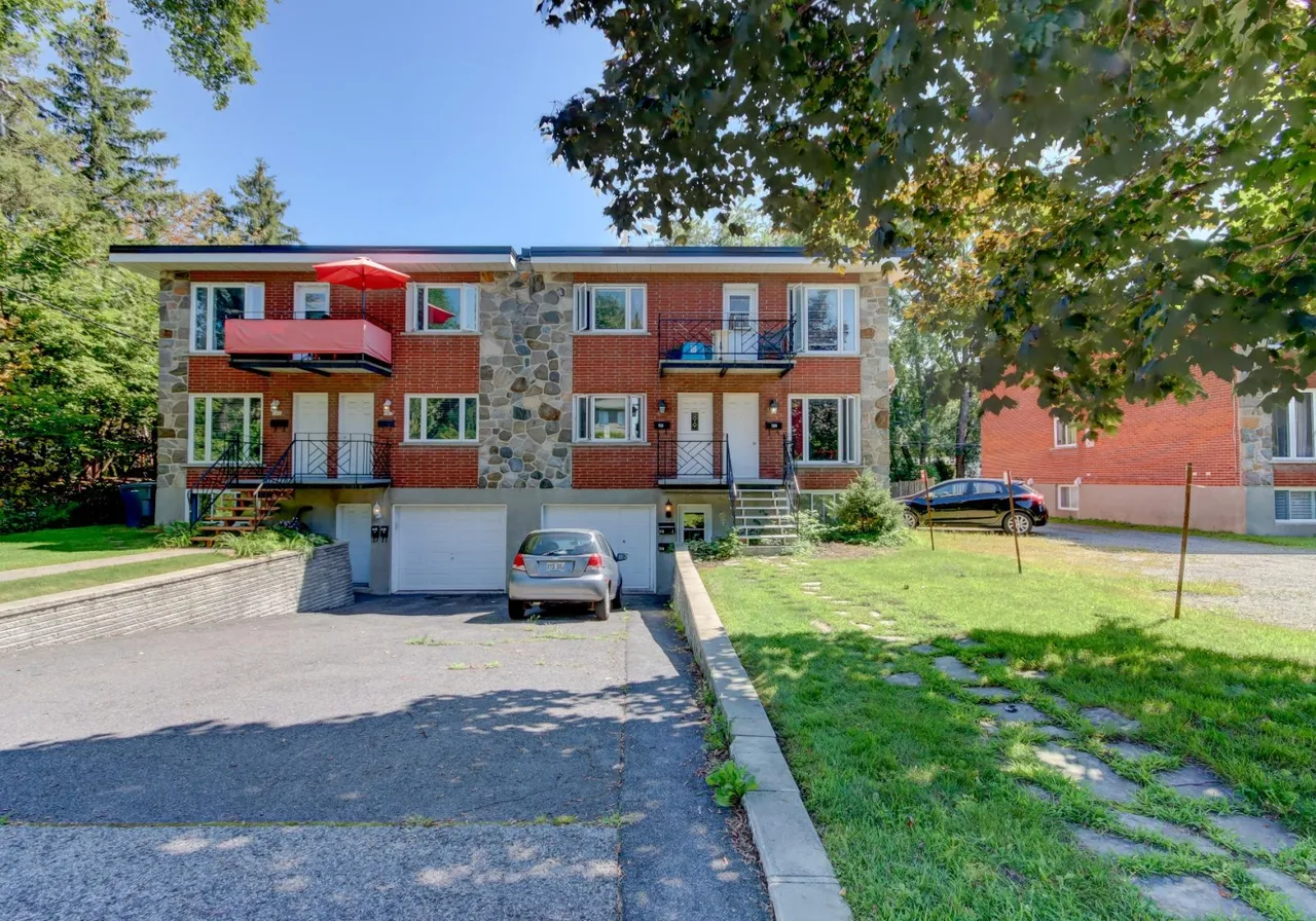 4-Plex for Sale - 148 - 152 Boul. Seigneurial O., Acton Vale, J3V 2H3