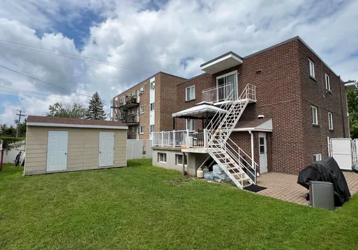 4-Plex à vendre - 2910 - 2914 Grand Boulevard, St-Hubert, J4T 2K9