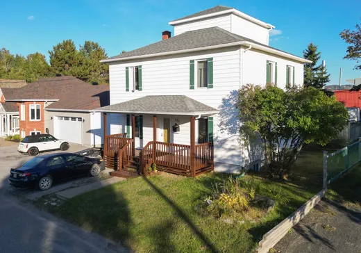 Duplex à vendre - 455 Rue Montcalm, Rimouski, G5L4B2