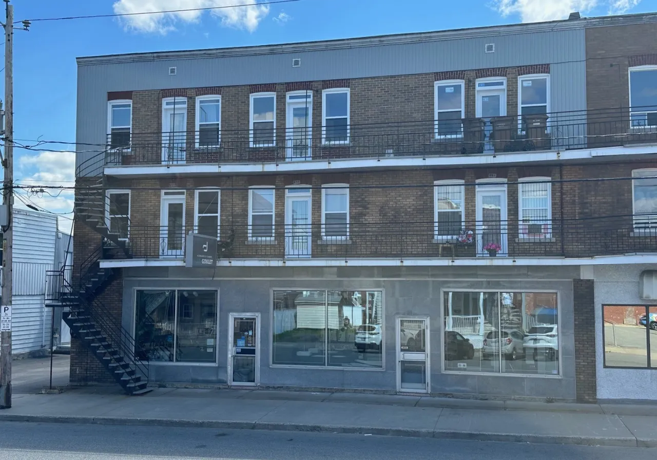 Multiplex 6+ for Sale - 723 - 745 Rue Lambert, Shawinigan, G9N 4E5