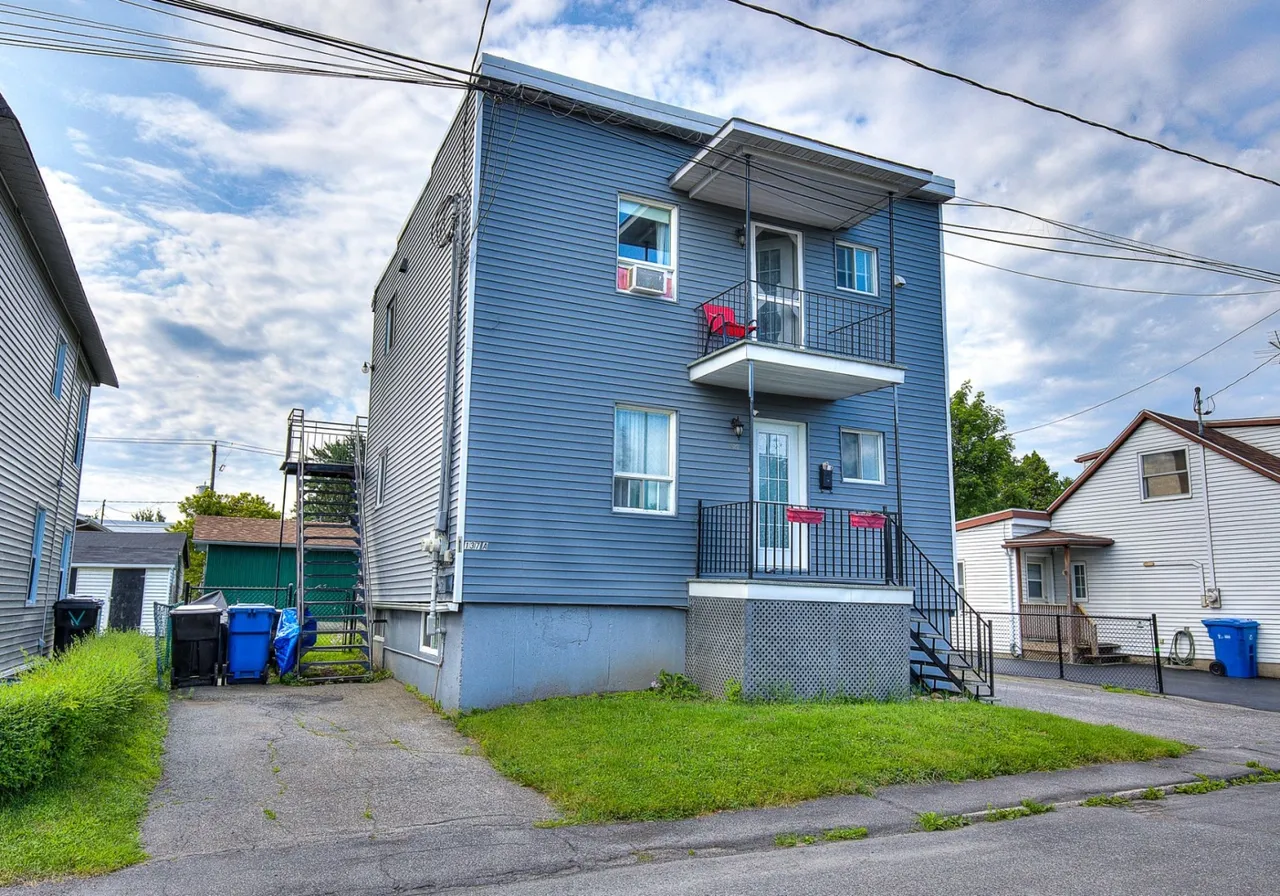 Duplex à vendre - 137 Rue St-Joseph, Valleyfield, J6T 1L2