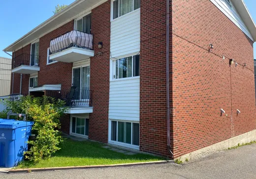 Multiplex 6+ for Sale - 1025 Rue de l'Oise, Charlesbourg, G1H 2N5