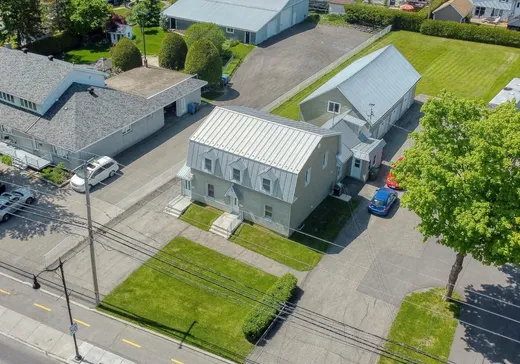 Duplex à vendre - 153 - 155 Ch. de la Grande-Côte, Saint-Lambert, J7P 1A9