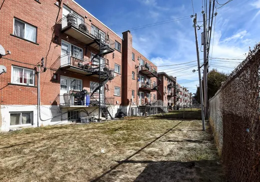 Multilogements 6+ à vendre - 11458 Boul. Langelier, Montréal-Nord, H1G 3L5