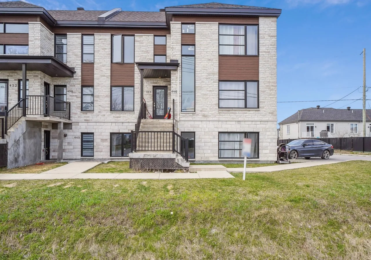 Triplex for Sale - 442 - 446 Rue Séraphin-Bouc, Sainte-Anne-des-Plaines, J5N 3Z3