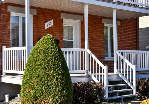 Duplex à vendre - 655 - 657 Boul. St-Charles, Drummondville, J2C 4Y3