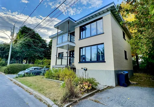 Triplex à vendre - 27-27B Rue St-Gilbert, Lévis, G6V1K1