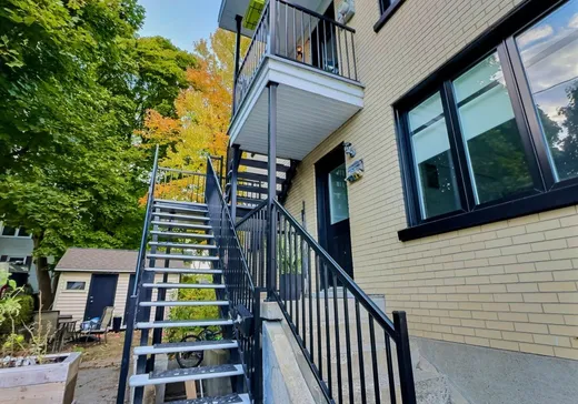 Triplex for Sale - 27-27B Rue St-Gilbert, Lévis, G6V 1K1