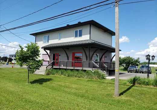 4-Plex à vendre - 132-138 Route Campagna, St-Henri-de-Levis, G0R3E0