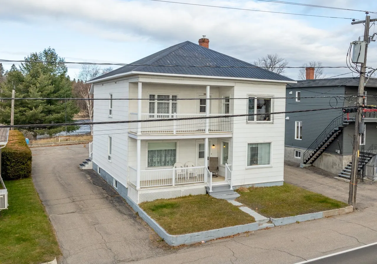 Duplex à vendre - 43-45 Rue Leclerc, Baie-Saint-Paul, G3Z 2K3