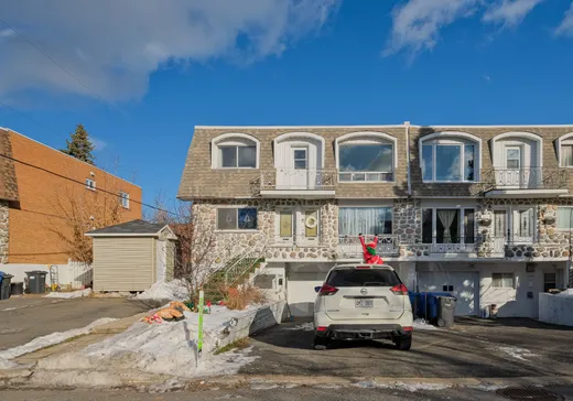 Triplex à vendre - 2503-2507 Rue Vimont, Longueuil, J4L 3Y6