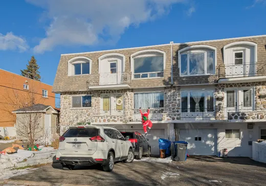 Triplex à vendre - 2503-2507 Rue Vimont, Longueuil, J4L 3Y6