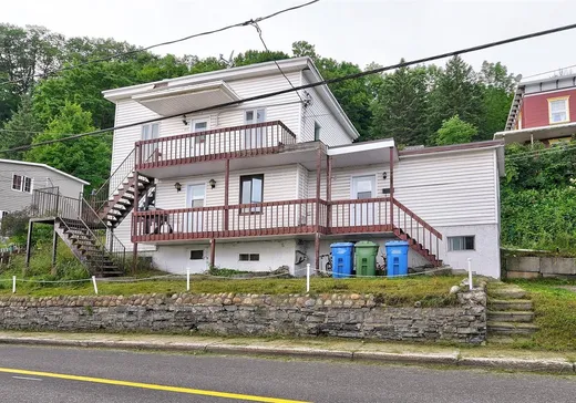 Duplex à vendre - 9709-9713 Av. Royale, Sainte-Anne-de-Beaupré, G0A 3C0